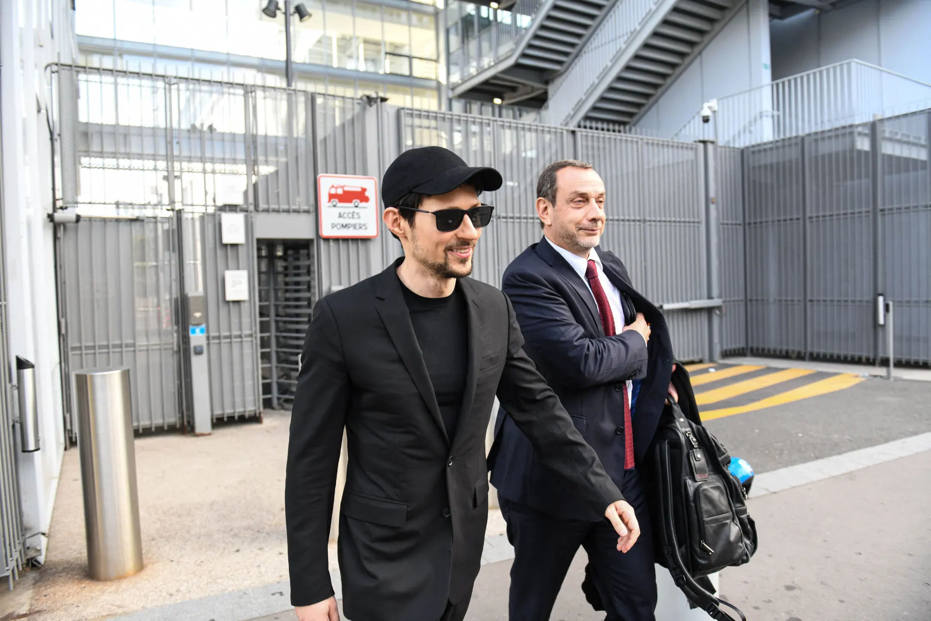 Основатель Telegram представил сгенерированную нейросетью песню о цензуре и обходе блокировок, а также рассказал о письме со статусом «подозреваемого» и давлении на мессенджер.