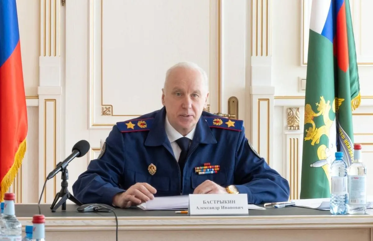 Следственный комитет России поручил провести проверку произведений детского писателя Григория Остера, в том числе популярного сборника «Вредные советы», сочтя их содержание сомнительным с педагогической точки зрения.