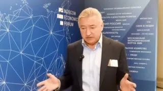 Директор промышленного предприятия и академик РАН заявили о фундаментальном кризисе в российской экономике, сорванных планах импортозамещения, падении реальных доходов и сокращении промышленной занятости на фоне снижения темпов роста ВВП.