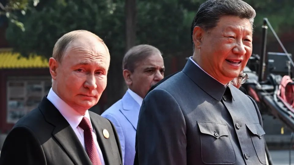 Проект макропрогноза кабмина показывает: резкого роста поставок российского газа в Китай в ближайшие годы не ожидается, а запуск «Силы Сибири‑2» отодвигается как минимум за горизонт 2030 года.