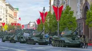 Даже после окончания войны военная перестройка экономики продолжит определять жизнь россиян. Стране предстоит длительный и болезненный выход из ловушки милитаризированной модели, использовав ее вынужденные адаптации как точки опоры для мирного развития.