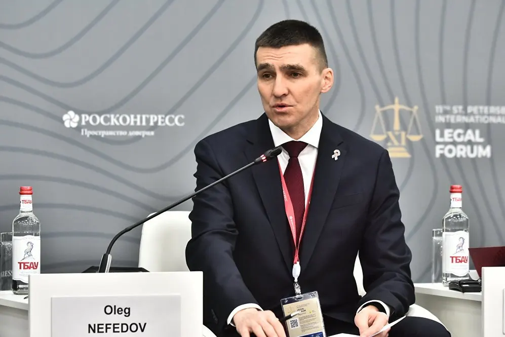 Высшая квалификационная коллегия судей рассмотрит кандидатуру судьи Верховного суда Олега Нефёдова на пост заместителя председателя ВС и председателя коллегии по гражданским делам. Нефёдов известен серией резонансных решений, в том числе о признании «движений» экстремистскими и запрете деятельности ряда организаций.