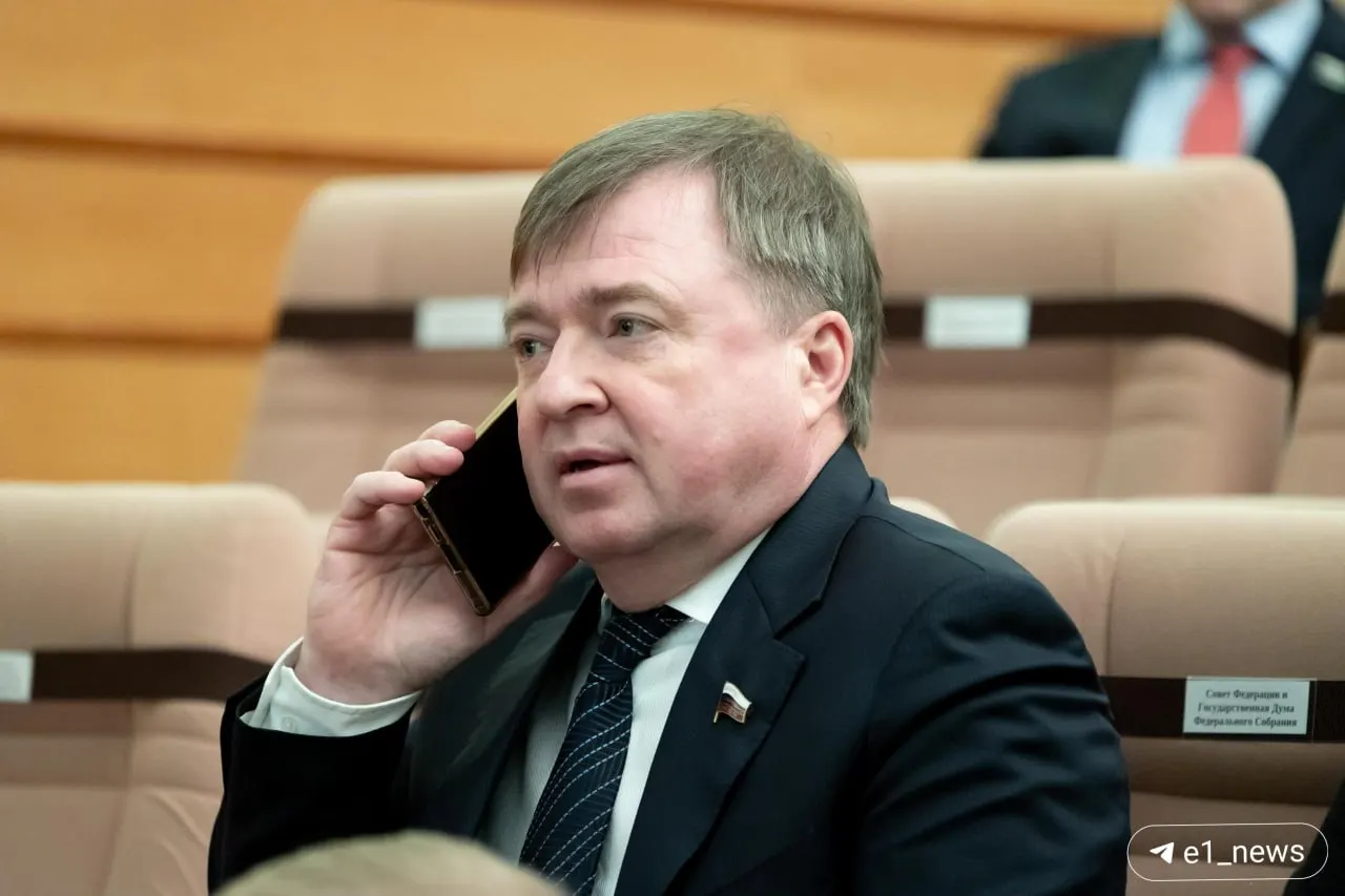 Иванов заявил о снятии кандидатуры с праймериз «Единой России» и отказе от участия в выборах в Госдуму. Ранее он помогал военнослужащим и их семьям.