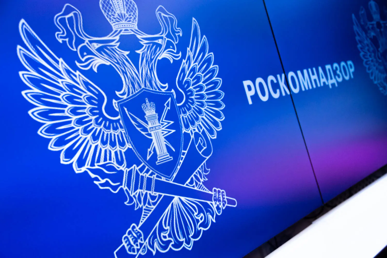 С декабря 2025 года в российских судах зарегистрировали не менее восьми протоколов против иностранных разработчиков и издателей игр по статье 13.11 КоАП. Некоторые компании уже получили штрафы, а против ряда крупных студий начнутся судебные разбирательства.