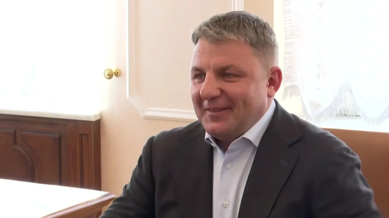 15 мая новым гендиректором УЗГА стал Олег Доценко. Ранее на предприятии сообщали о давлении и принуждениях к увольнениям; в пресс-службе от комментариев отказались.