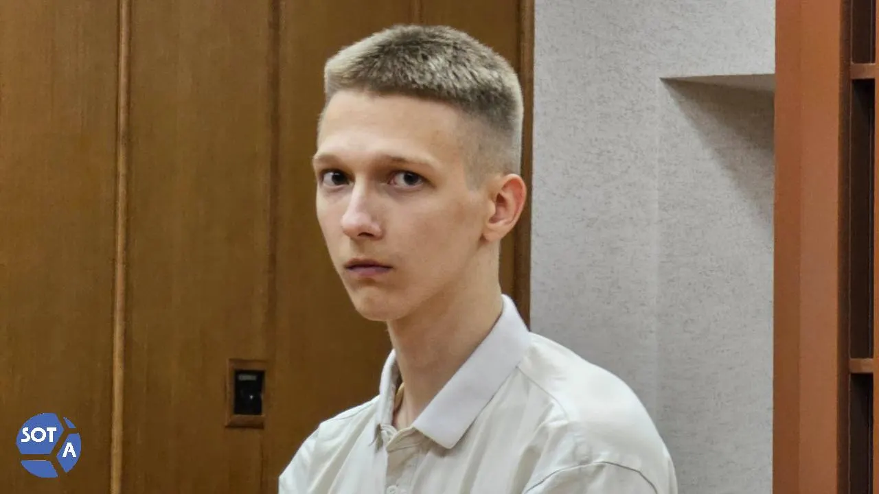 Свердловский областной суд завершил прения по делу 19‑летнего Станислава Кайгородова: прокурор просил 4 года принудительных работ и запрет на администрирование сайтов, защита — штраф. Свидетель сообщил, что сам обратился в полицию.