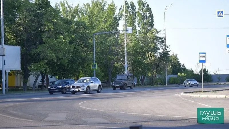 Власти подготовили комплекс мер по повышению безопасности дорожного движения до 2030 года (с перспективой до 2036 года): ужесточение контрольных процедур для пьяных и лишённых прав водителей и возможность внесудебной блокировки ресурсов, пропагандирующих пренебрежение ПДД или торгующих фальшивыми правами и справками.