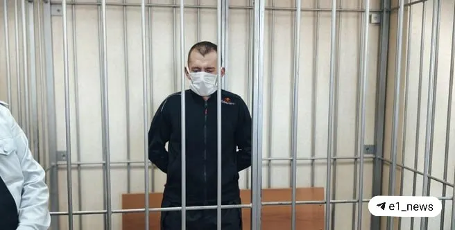 Суд приговорил 40-летнего жителя Нижнего Тагила к пожизненному заключению в колонии особого режима за изнасилование и убийство 11‑летней Нади; её тело обнаружили в подвале соседнего подъезда.