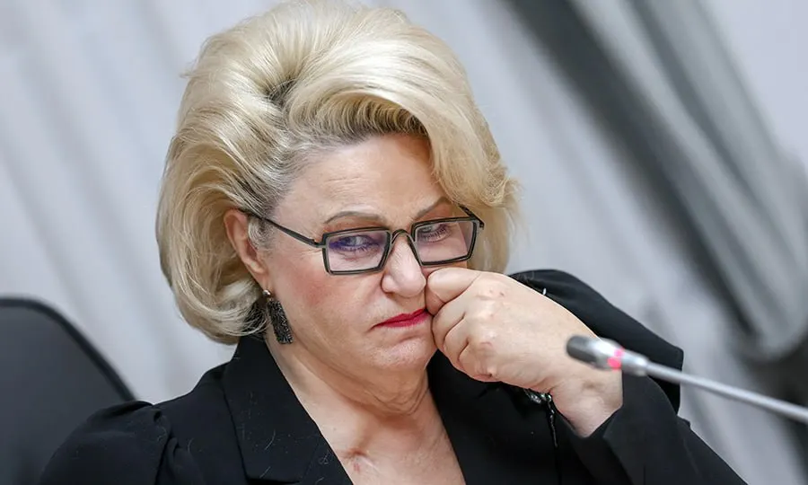 Председатель думского комитета по защите семьи призвала Роскомнадзор и Минцифры ограничить время детей в онлайн‑играх и применить методы контроля, аналогичные тем, что использовались при замедлении Telegram.