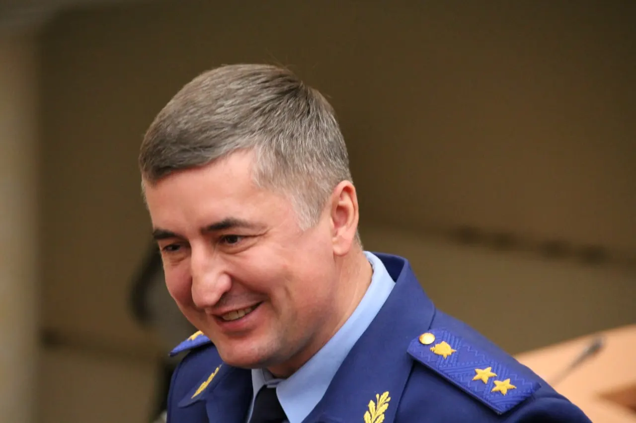 Президент назначил Сергея Филипенко прокурором Воронежской области, на должность прокурора Саратовской области назначен Роман Пантелеев. Указ вступил в силу 28 июня, срок полномочий — пять лет.