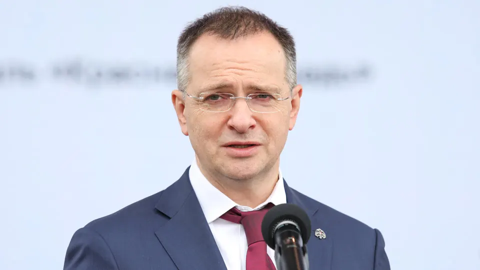 Помощник президента призвал усилить государственный контроль за кинопроизводством, вернуть элементы цензуры как инструмент отбора и не допускать к прокату некачественные ленты, в том числе профинансированные из бюджета.