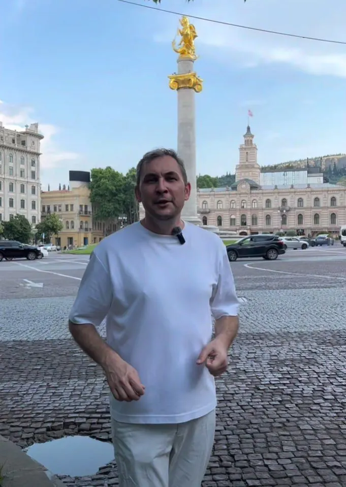 Россфинмониторинг включил в реестр «экстремистов и террористов» блогера и автора популярного русскоязычного блога о Грузии Николая Левшица. У него более 115 тыс. подписчиков; ранее он сотрудничал с «Открытой Россией» и Фондом борьбы с коррупцией. Сам Левшиц пока не прокомментировал ситуацию.