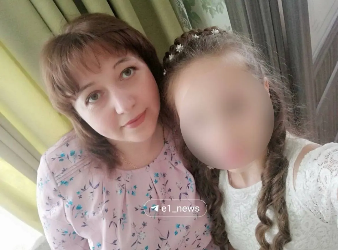 Родным 46-летней Екатерины Радаевой, погибшей под поездом, выплатят компенсацию морального вреда в размере 650 000 рублей.