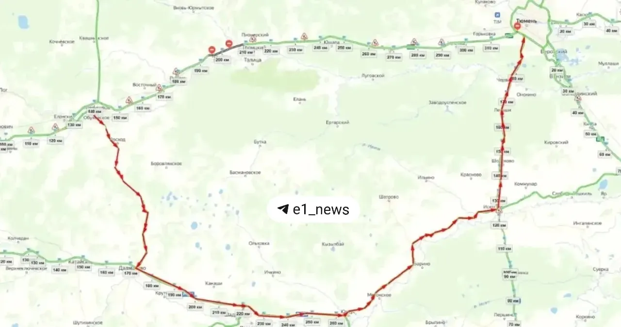 Из‑за размыва и провала покрытия под Талицей участок Тюменского тракта закрыт. Рассказываем рекомендованный объезд через Камышлов и ближайшие деревни и показываем схему.