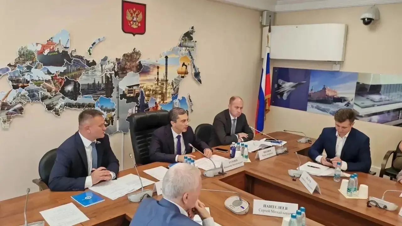Депутат подготовил законопроект о сквозном мониторинге ценообразования: профильные министерства получат доступ к данным ФНС, чтобы оперативно выявлять причины резкого роста цен на продовольствие.