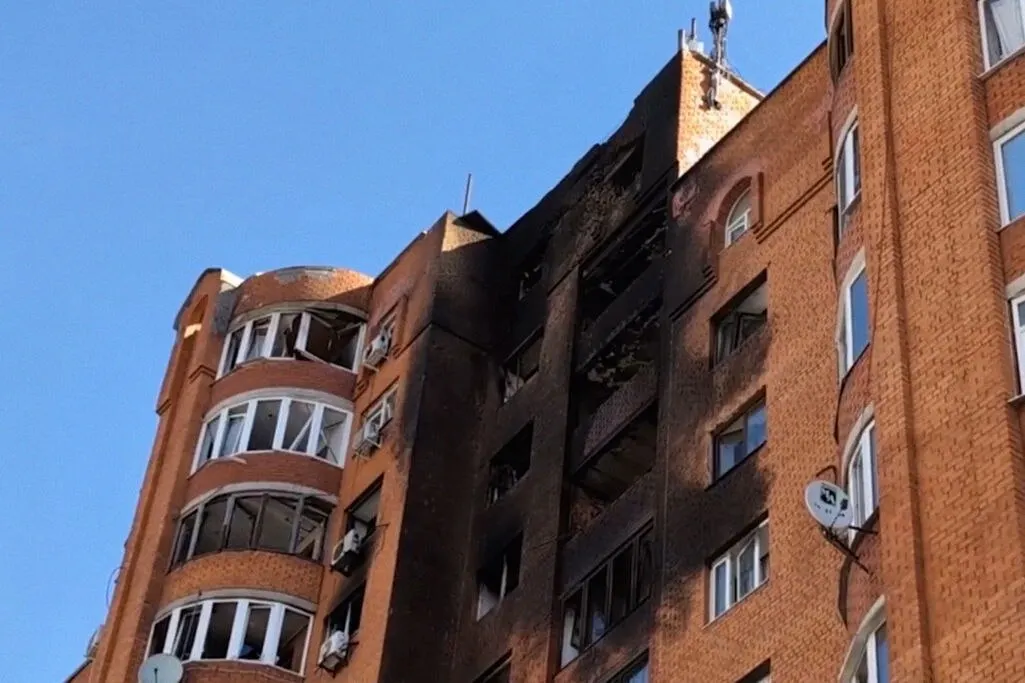 Жители 19 регионов жалуются на задержки и ограничения выплат за жильё и имущество, повреждённые в результате атак беспилотников.