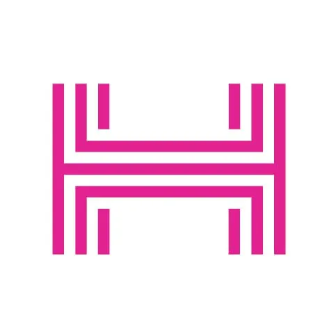Генпрокуратура объявила HRF нежелательной организацией; фонд обвиняют в дискредитации армии и поддержке запретных структур. С 2024 года возглавляет Юлия Навальная.
