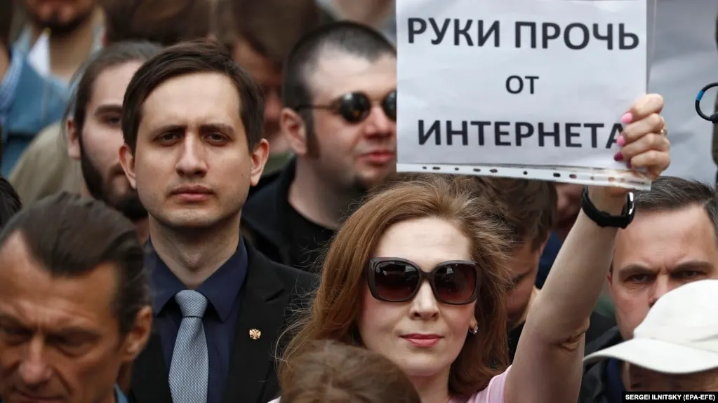 Правительственные меры против VPN‑провайдеров ограничивают доступ к сервисам обхода блокировок и вызывают обсуждения о цифровом суверенитете.