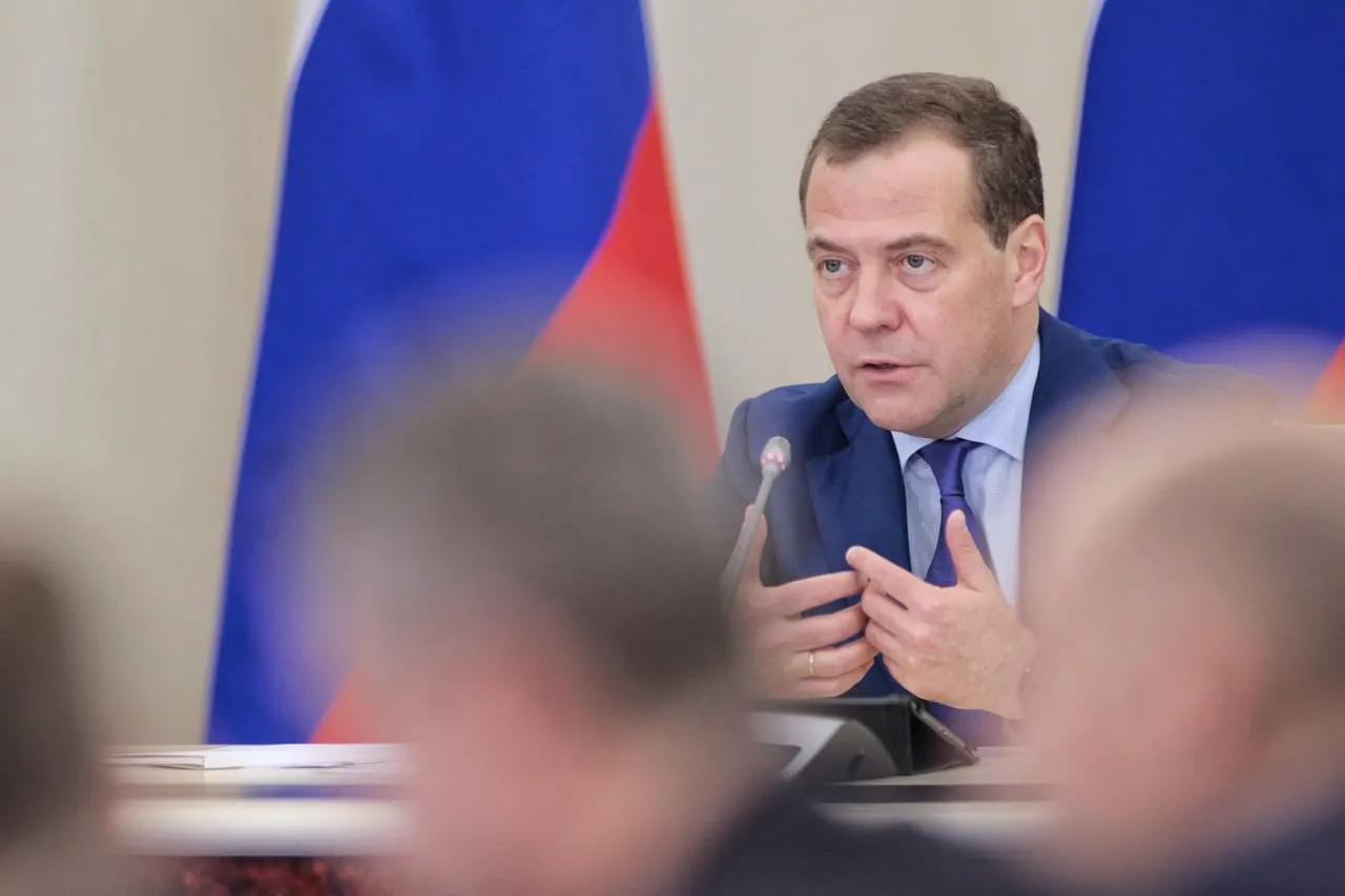Глава партии заявил, что даже прекращение СВО не остановит идеологическую борьбу; воспитание общества остаётся важной задачей.