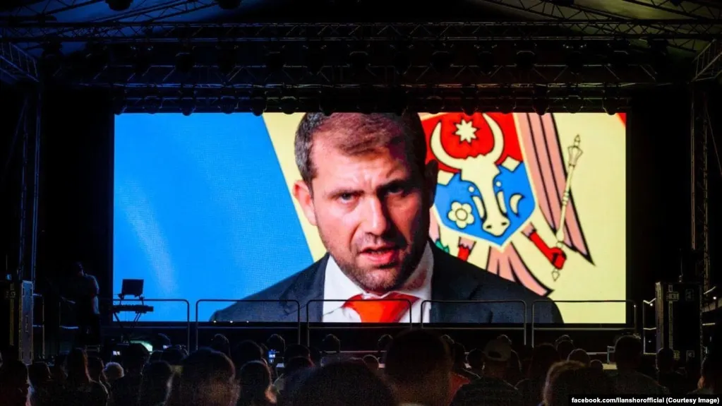 Утечки раскрывают схемы подделки документов и перемещение миллиардов через банки по миру, связанные с платежной компанией A7 и Иланом Шором.