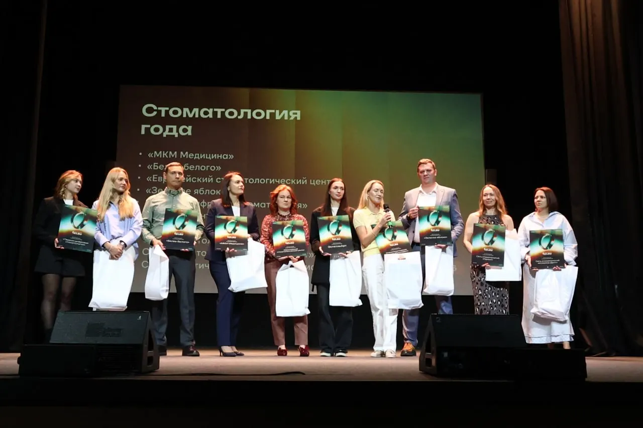 В Екатеринбурге назвали финалистов Народной премии Е1 по десяти номинациям; победителей выберут читатели до 24 сентября.