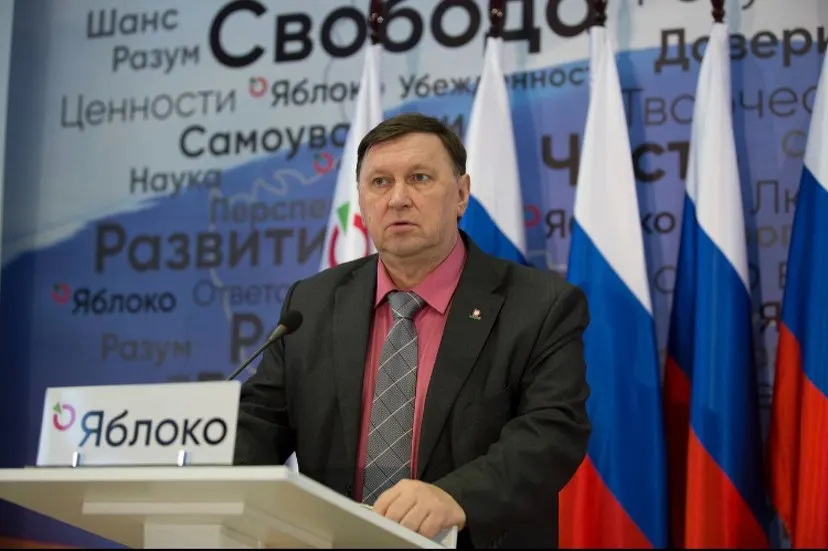 Накануне выборов в Москве и Екатеринбурге прошли судебные разбирательства по делам оппозиционных кандидатов, в том числе отмена регистрации и административные меры.