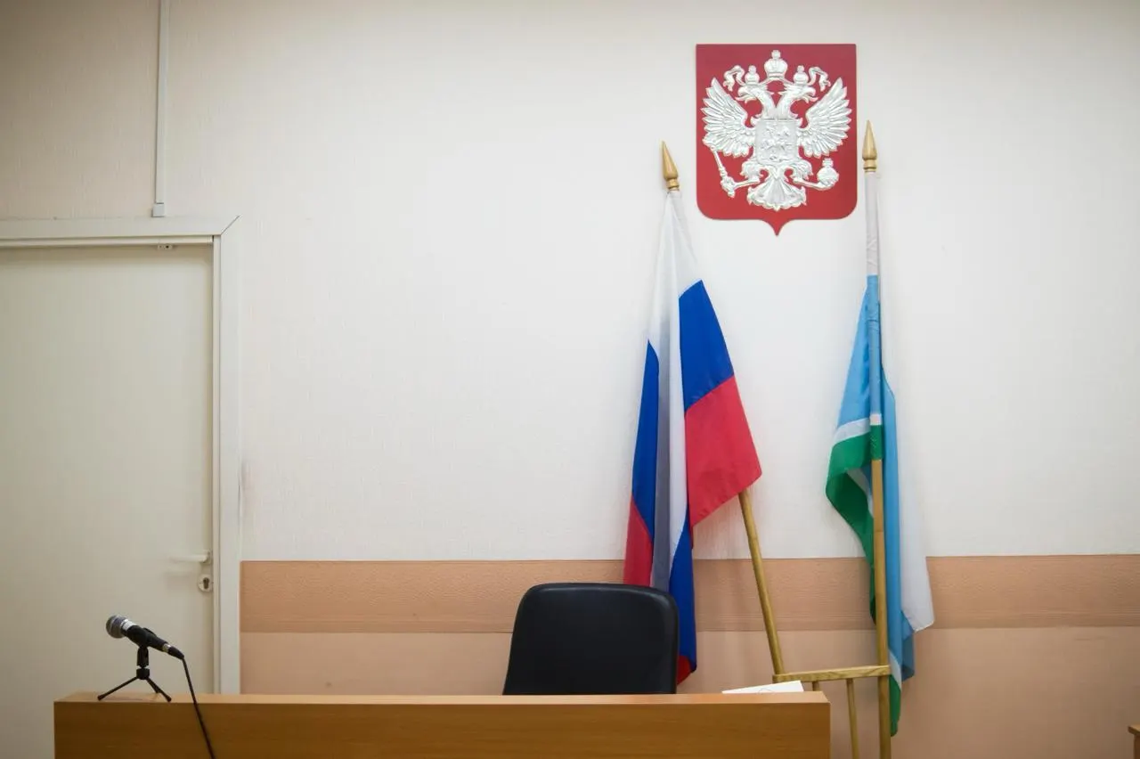 Никита Жолудь арестован на 10 суток по делу о демонстрации экстремистской символики после публикаций флага в Telegram.