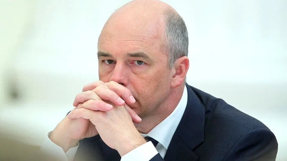 Министерство финансов предупреждает о росте расходов на фоне военных затрат; дефицит бюджета может выйти за рамки первоначальных планов и существенно усилиться.
