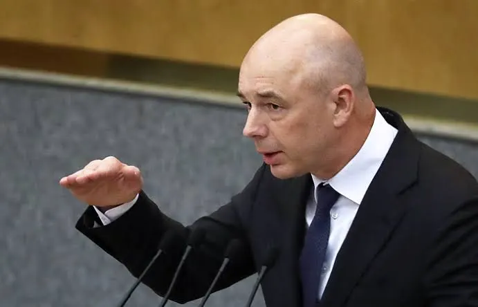 Глава Минфина привёл ФНБ как пример и пояснил необходимость финансовой подушки на случай колебаний цен на нефть.