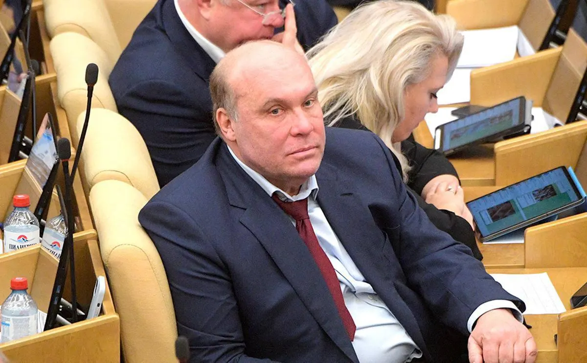 Представители парламента заявили, что сообщения о возможной мобилизации являются слухами, распространяемыми иностранными спецслужбами для запугивания граждан.