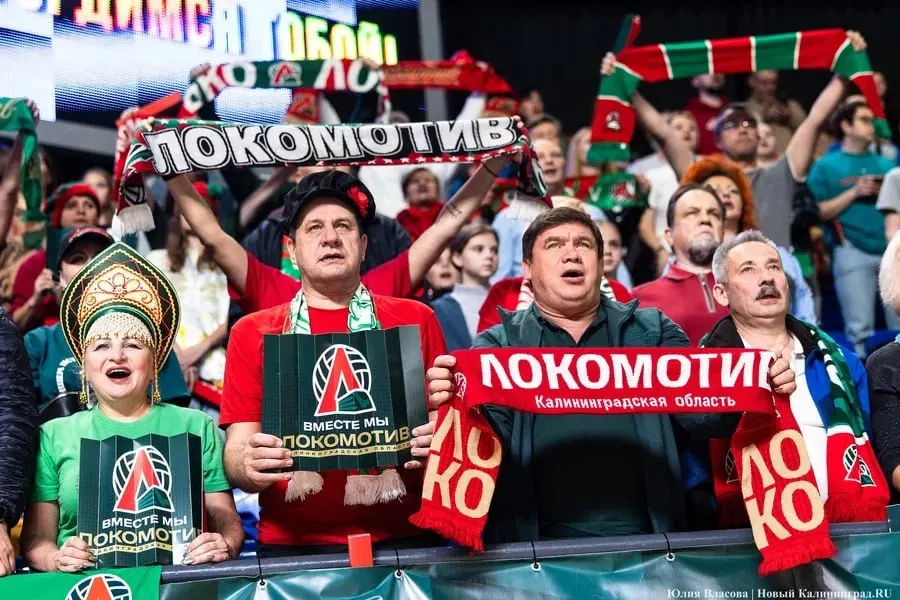 В Екатеринбурге калининградский клуб уступил «Уралочке-НТМК» со счётом 1:3 в первом туре Кубка Легенд.