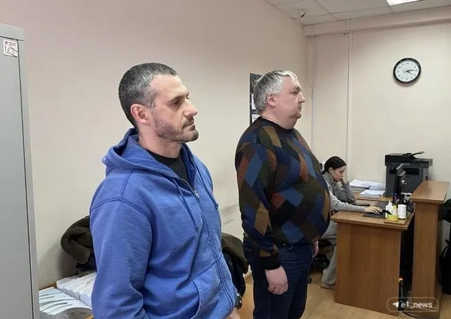Силовики утверждают, что подсудимые незаконно завладели землями возле аэропорта Кольцово и устроили там свалку; суд вынес приговор.