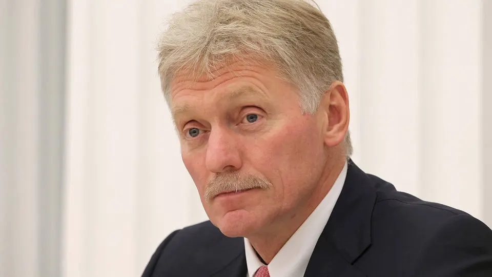 Кремль заявляет о прогрессе на фронте против Украины и близости мирного урегулирования, в то же время аналитики предупреждают о рисках дезинформации и затягивании операций.