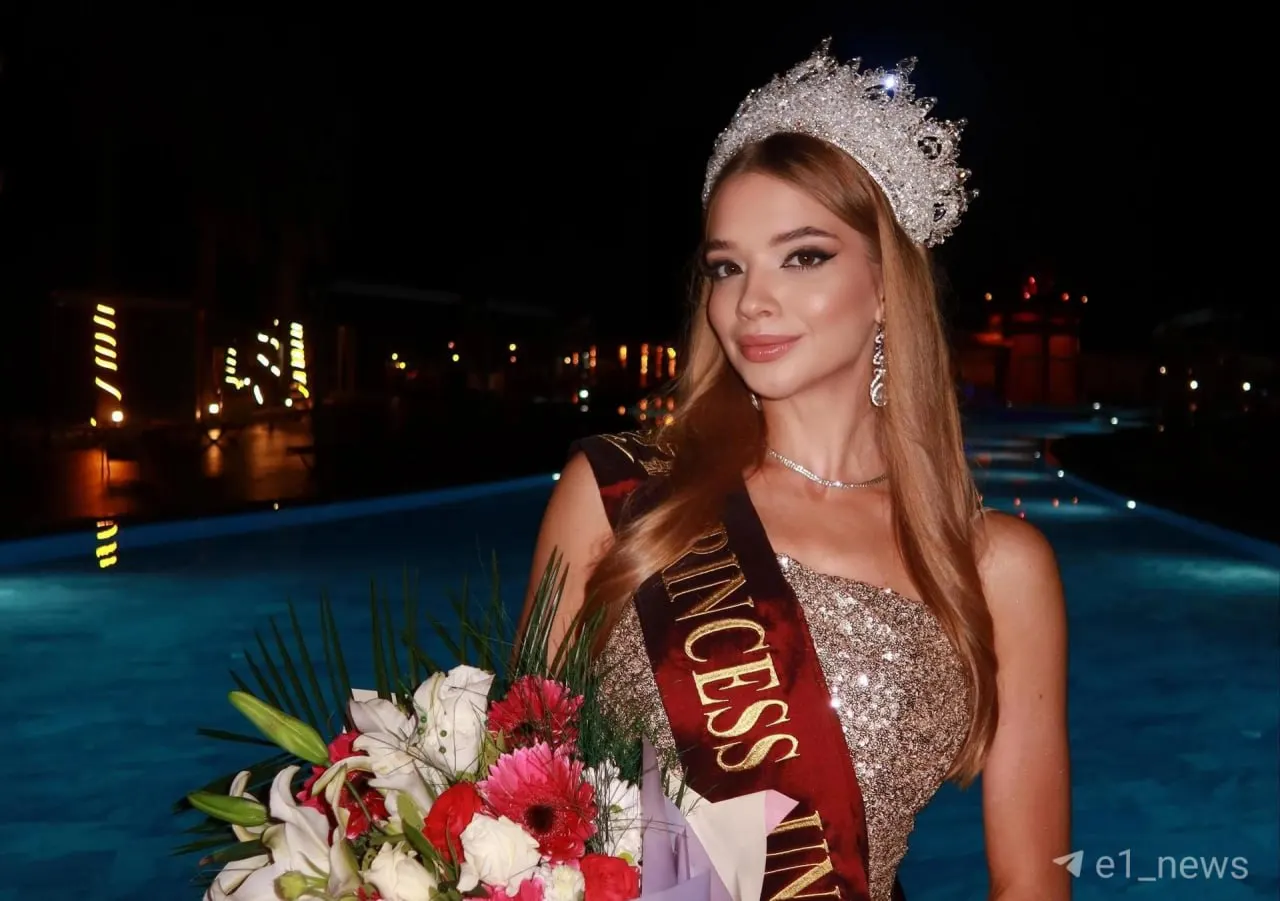 22-летняя уроженка Екатеринбурга победила на международном конкурсе красоты Princess of the Universe, прошедшем в Турции, забрав главный приз.