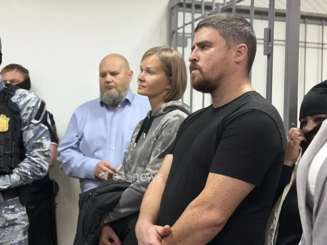 Мастер газовой службы и двое слесарей получили по шесть лет колонии общего режима; владелица квартиры — три года ограничения свободы. Трагедия в доме на улице Сибирской унесла 11 жизней.