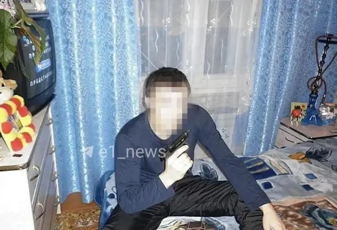 Его задержали и доставили в комитет; продолжается допрос. Подозреваемый признаёт вину, сообщили источники.